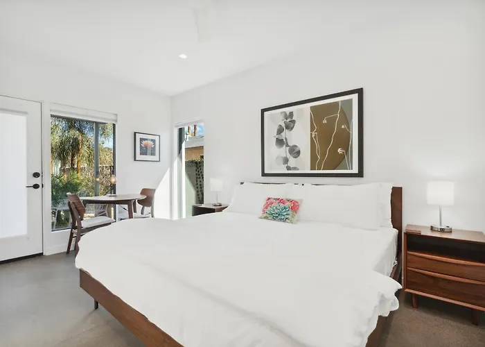 4 Square Apartment Phoenix