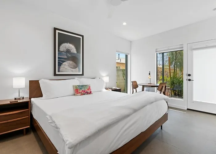 4 Square Apartment Phoenix