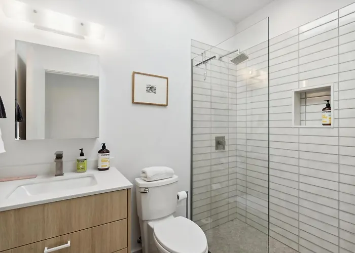 Apartment 4 Square