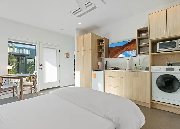 Apartment 4 Square