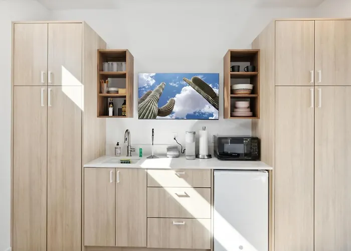 Apartment 4 Square